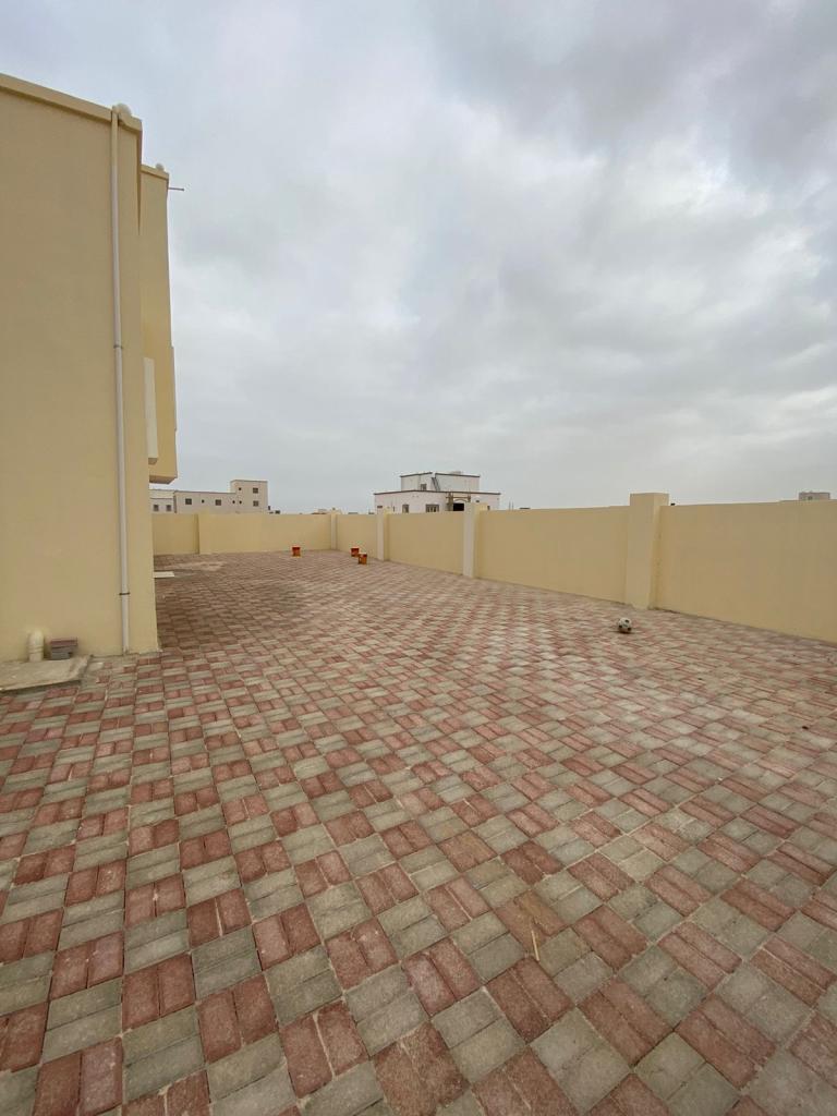 تركيب انتر لوك في ام القيوين